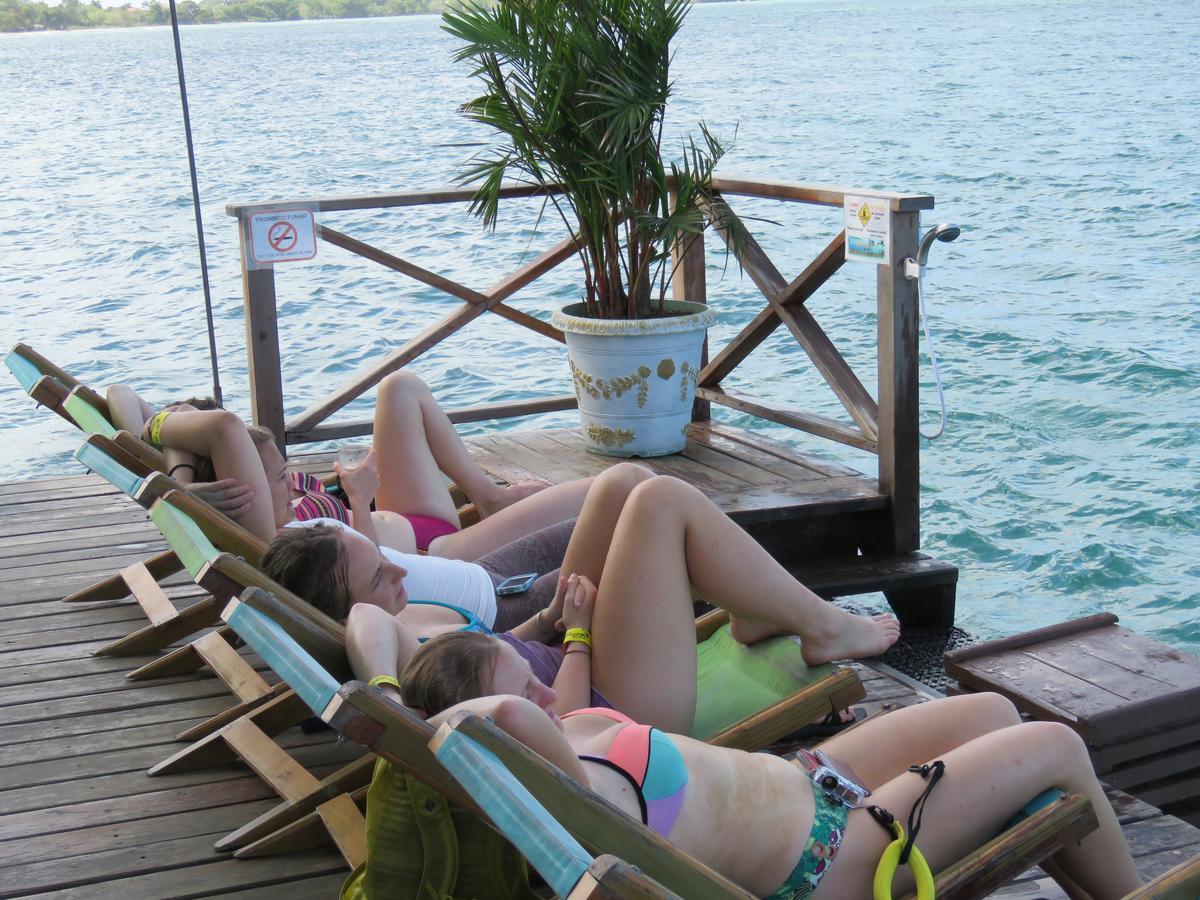 Hostel Mamallena Bocas Del Toro (Adults Only) 外观 照片